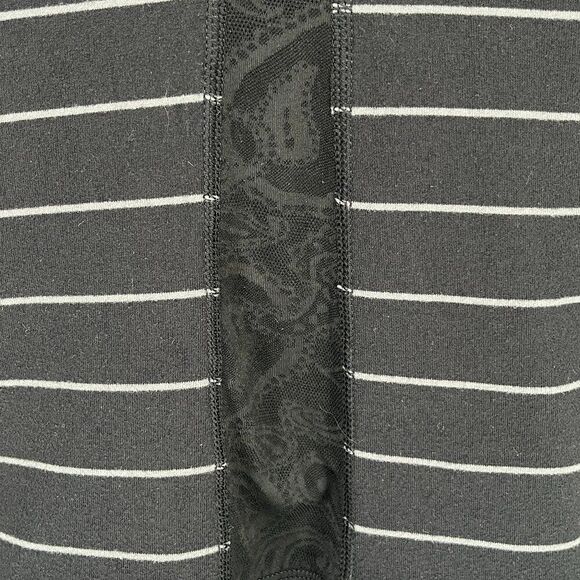 LULULEMON FULL TILT LONG SLEEVE TOP SLALOM STRIPE WOMENS Size 6 Y2K Inspired - Picture 10 of 15